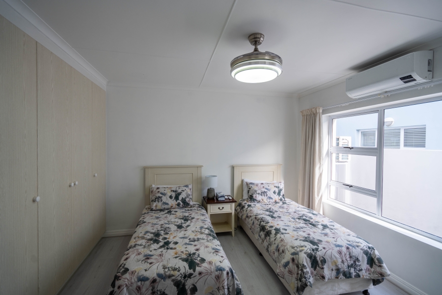 6 Bedroom Property for Sale in Royal Alfred Marina Eastern Cape